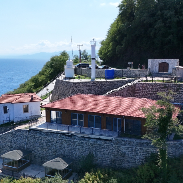 Sakin şehir Perşembe'deki deniz feneri turistlerin yeni uğrak noktası olmay...