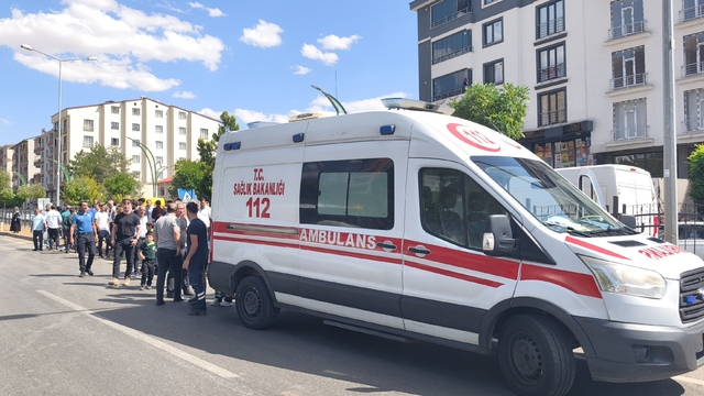 Bingöl'de 2 trafik kazasında 2 çocuk yaralandı