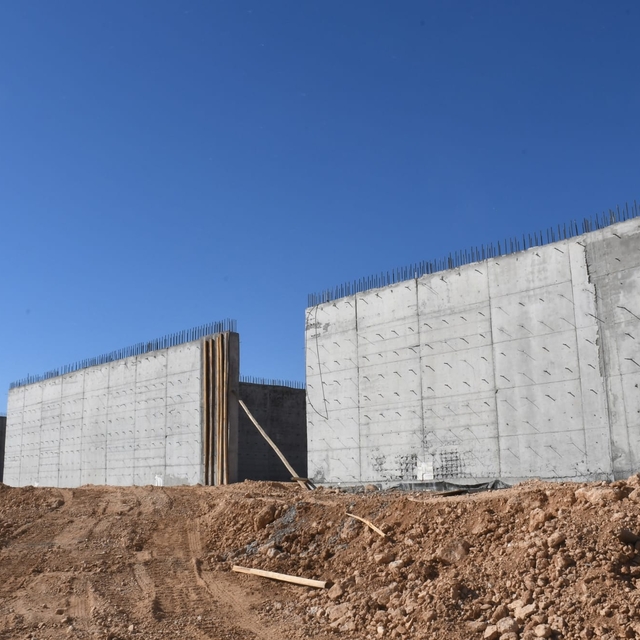 Malatya'da arpa ve buğday üreticileri için 20 bin ton kapasiteli yatay silo...