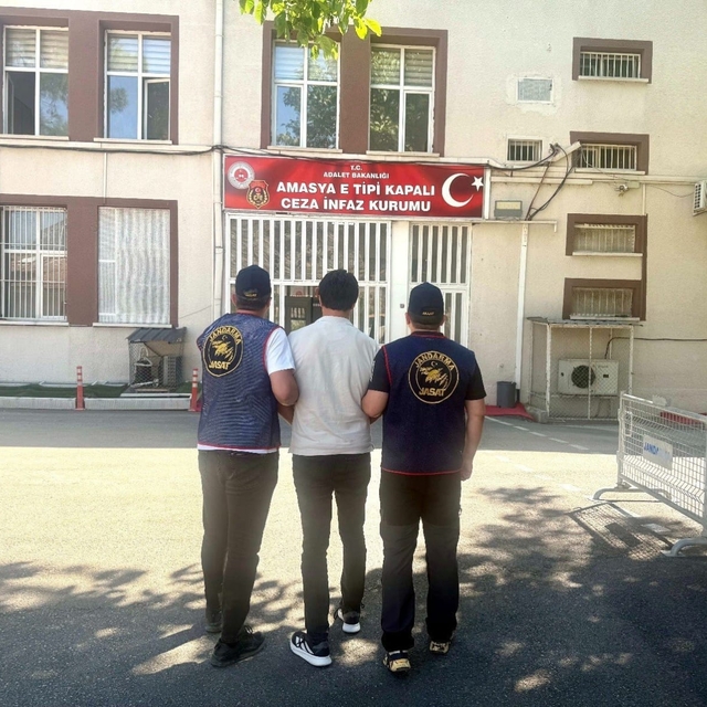 Amasya'da 10 yıl hapis cezası bulunan hükümlü yakalandı