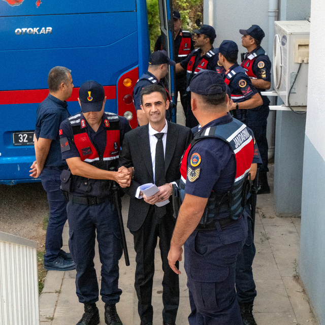 Gelendost Belediyesi'nde 'rüşvet' ve 'zimmet' davasında 1 tahliye