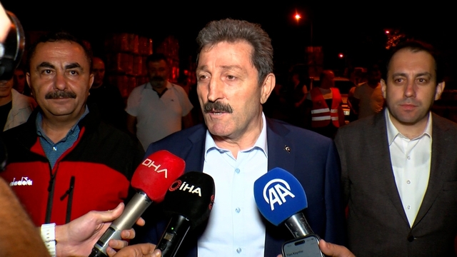 Samsun'da kereste fabrikasında yangın (2)