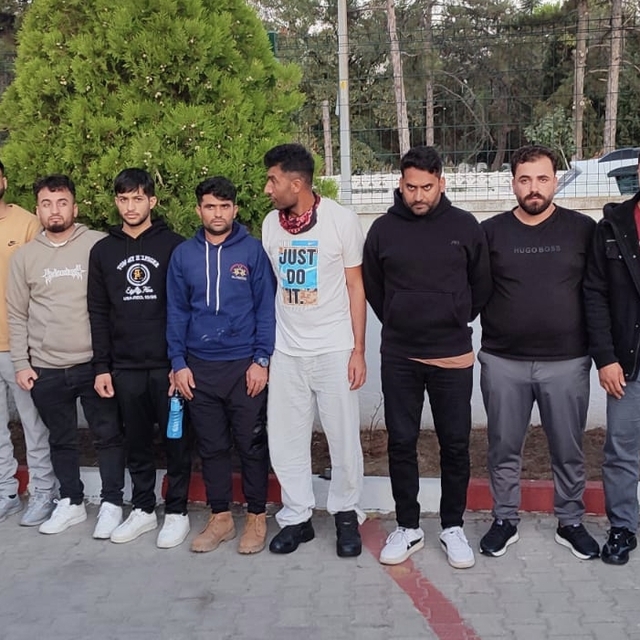 Edirne'de 12 düzensiz göçmen yakalandı