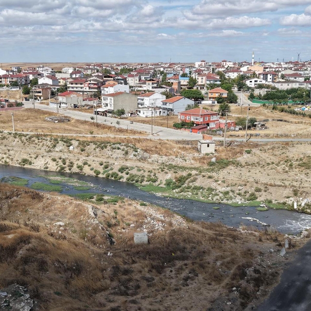 Çorlu Deresi'nde evsel atıkların arıtılmadan verildiği tespit edildi, incel...