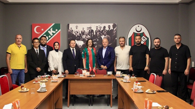 Karşıyaka'ya Arjantin'den özel ziyaretçi