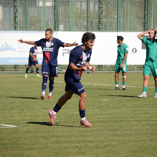 Fethiyespor kupada tam yol