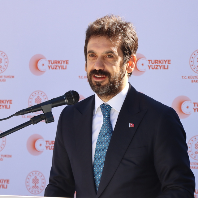 Kültür ve Turizm Bakan Yardımcısı Mumcu, Kırklareli'nde kütüphane açılışınd...