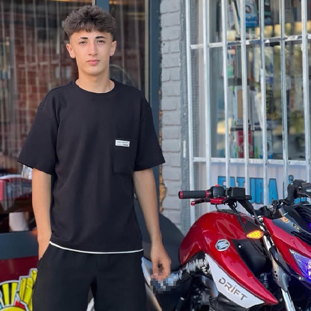 Minibüsle çarpışan motosikletin 17 yaşındaki sürücüsü Efe öldü