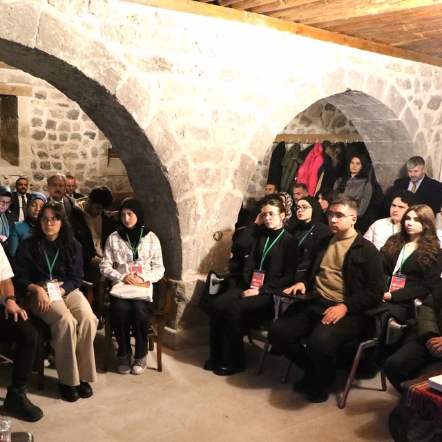 Mektep Melikgazi'de öğrenci olmak isteyenler için kayıtlar başladı