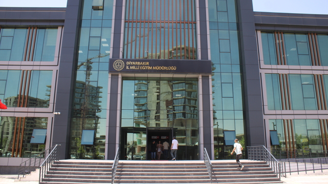 Kadın öğretmene okulda saldırı; gözaltı sayısı 2 oldu (3)