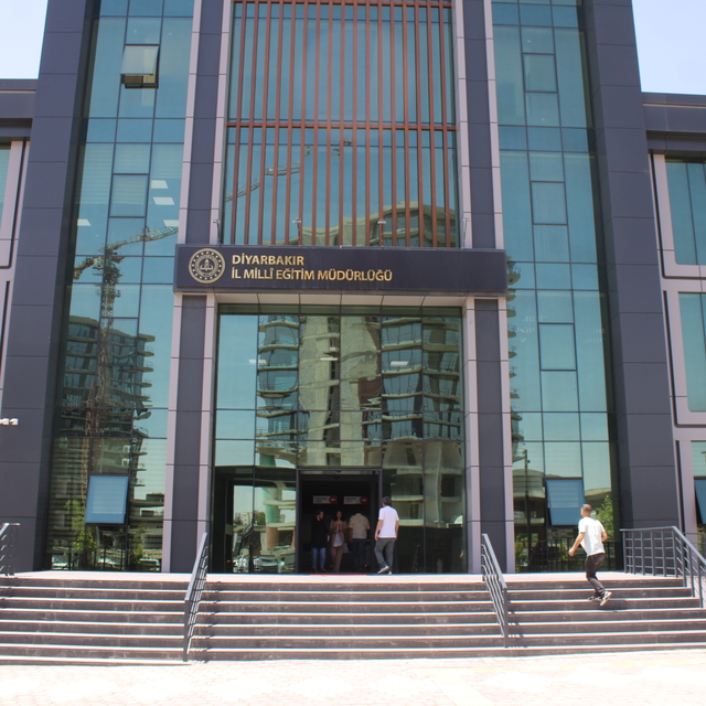 Kadın öğretmene okulda saldırı; gözaltı sayısı 2 oldu (3)