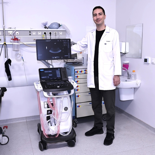 ERÜ Tıp Fakültesi Hastaneleri acil servisine yeni ultrason cihazı