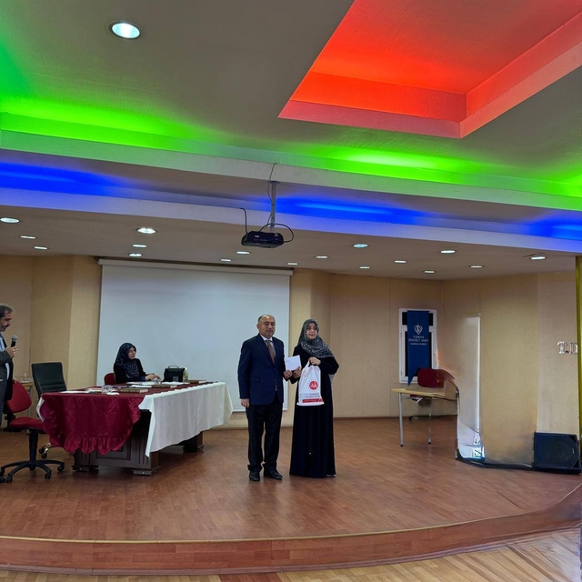 Ladik'te kız Kur'an kursu öğrencisi hafızlık yarışmasında birinci oldu