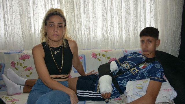 'Şaka' için pencereden sarkıtıldığı belirtilen 15 yaşındaki öğrenci, 8 metreden düştü