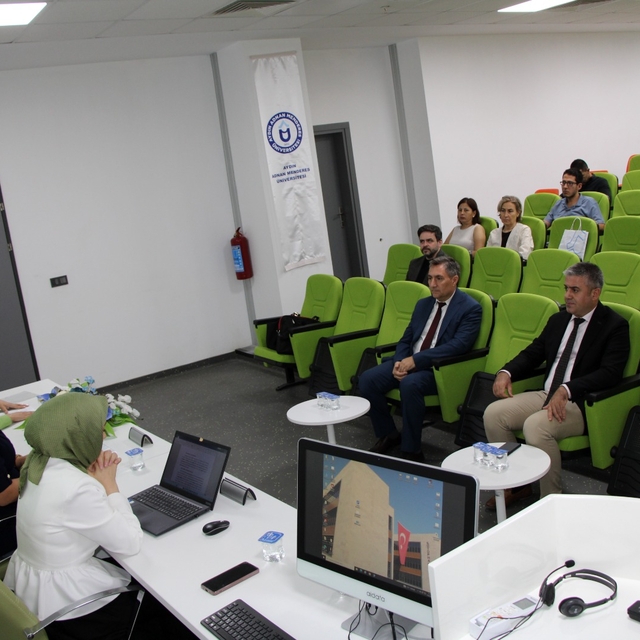 ADÜ'de "Merhum Adnan Menderes" paneli düzenlendi