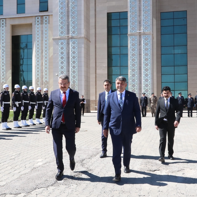 Erzurum Emniyet Müdürü Karaburun görevine başladı