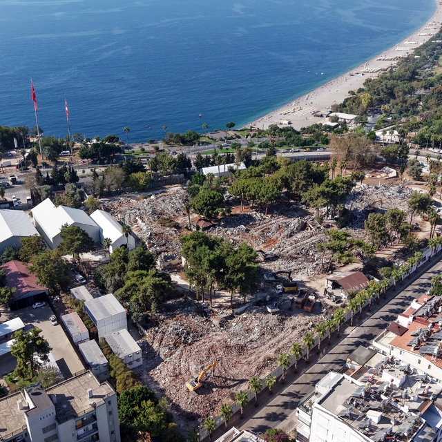 Antalya Müzesi tamamen yıkıldı