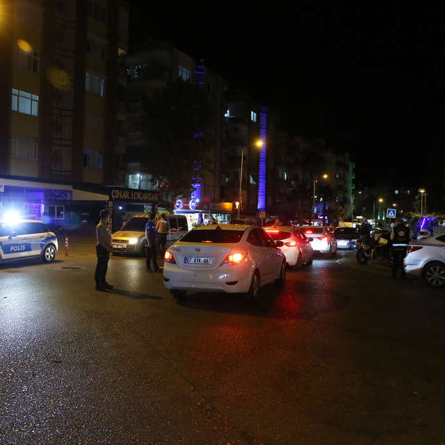 Alanya'da polisten geniş kapsamlı "huzur" uygulaması