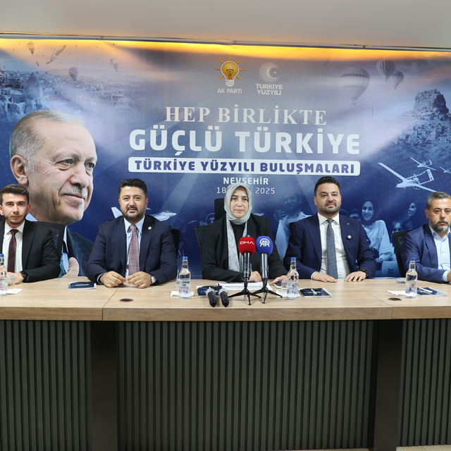 AK Parti Grup Başkanvekili Zengin, Nevşehir'de konuştu: