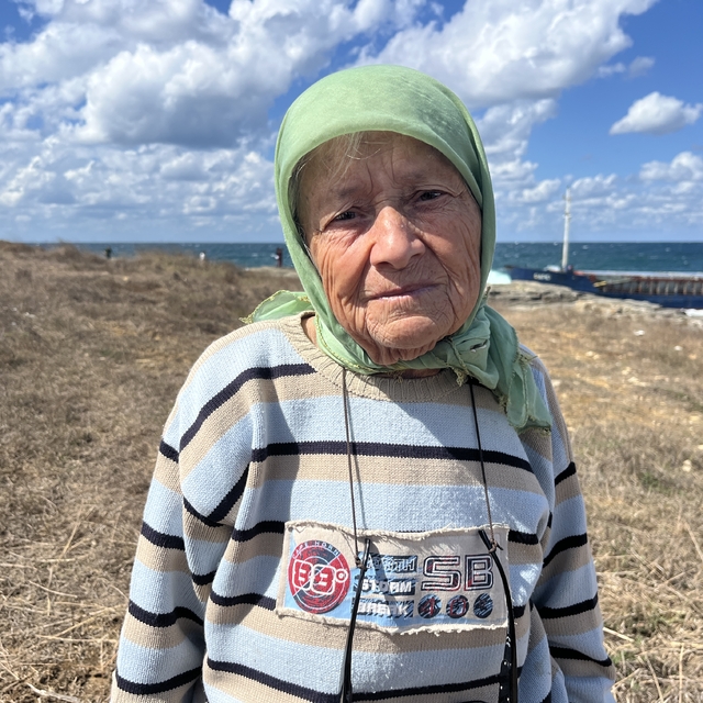 Kuru yük gemisi karaya oturdu; mürettebat kurtarıldı (5)