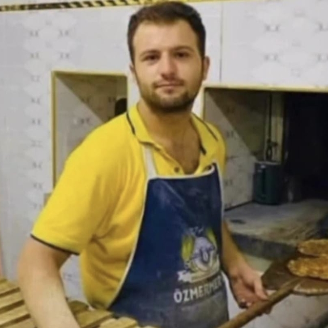 Otomobille çarpışan motosikletin sürücüsü, 5 günlük yaşam mücadelesini kayb...