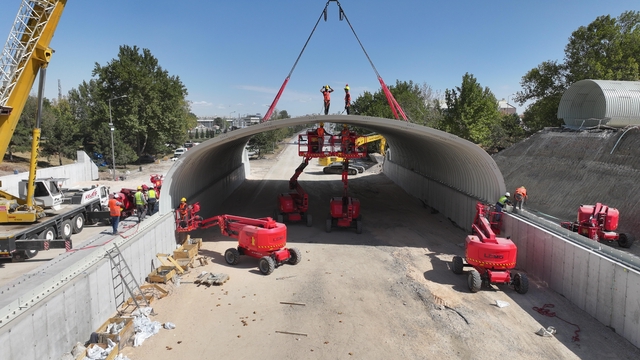 Konya Büyükşehir Belediye Başkanı Altay, "Köprülü Kavşağın" trafiği rahatlatacağını bildirdi