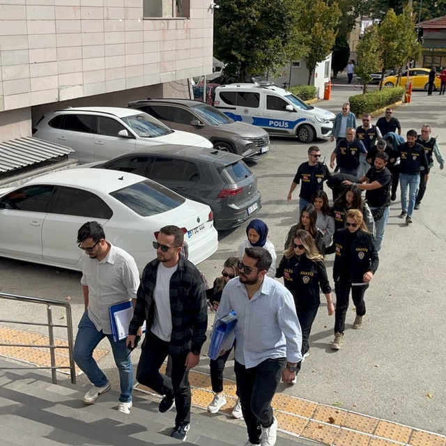 Eskişehir'de devre mülk dolandırıcılığı; 7 gözaltı