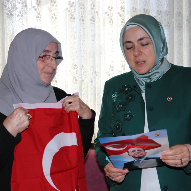 Cumhurbaşkanı Erdoğan'ın "Terörsüz Türkiye" mektubu Kocaeli'deki şehit aile...