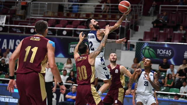 25'inci Cevat Soydaş Basketbol Turnuvası'nda ilk gün tamamlandı