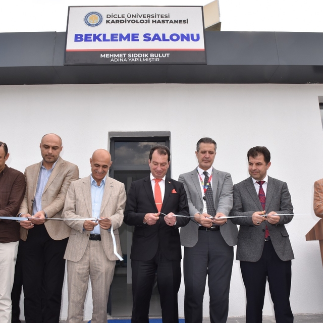 Dicle Üniversitesi Hastanesinde bekleme salonları hizmete açıldı