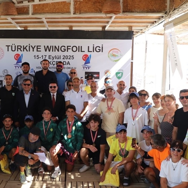 Türkiye Wingfoil Ligi'nin 3. ayağı Çanakkale'de tamamlandı