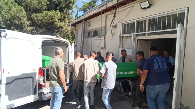 'Arazi anlaşmazlığı' kavgasında ölen 2 kardeş ve dayıları toprağa verildi