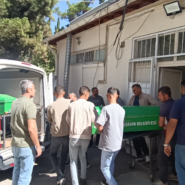 'Arazi anlaşmazlığı' kavgasında ölen 2 kardeş ve dayıları toprağa verildi