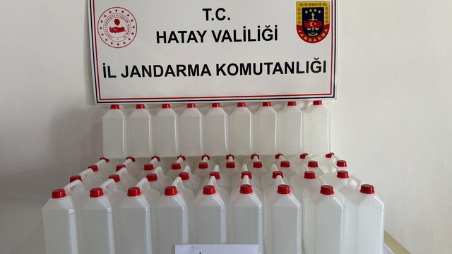 Hatay'da 200 litre kaçak etil alkol ele geçirildi