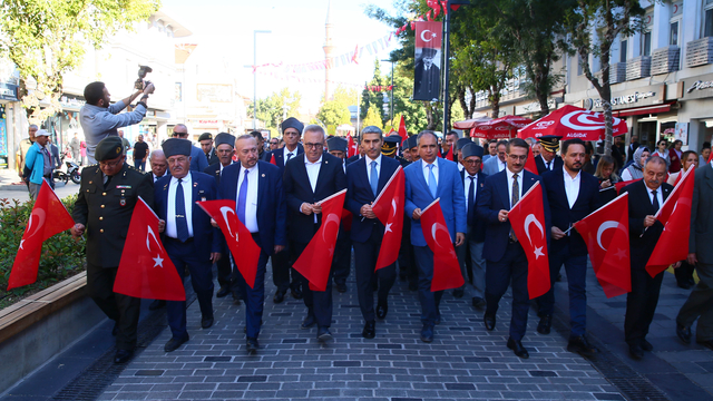 İzmir ve çevre illerde 19 Eylül Gaziler Günü kutlandı