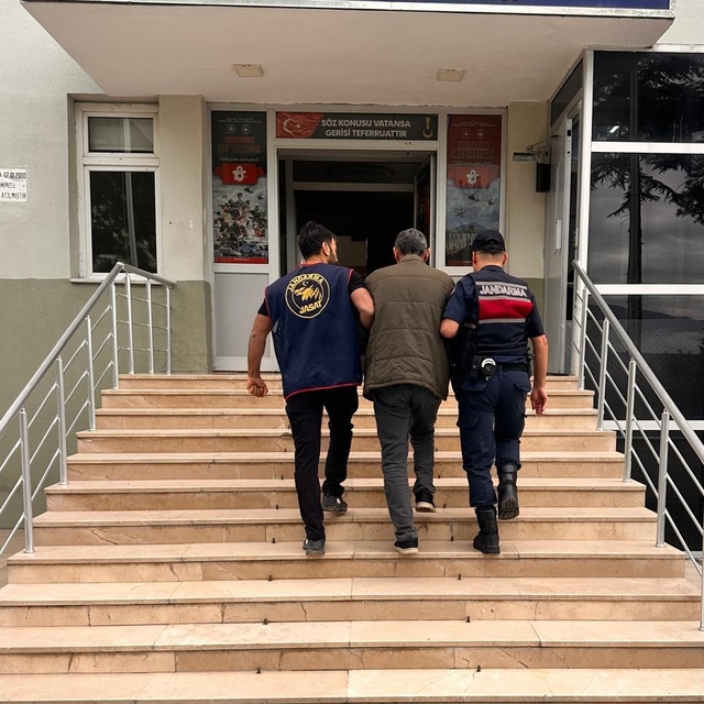Tokat'ta 17 yıl kesinleşmiş hapis cezası bulunan firari yakalandı