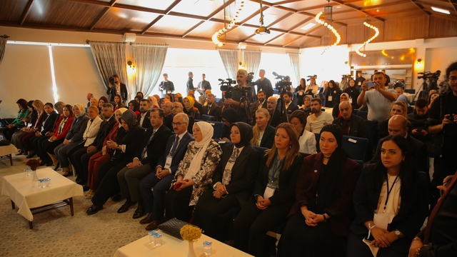 Erzurum'da "Aile İçin Dijital Eğitim ve Psiko-Sosyal Destek Çalıştayı" düzenlendi