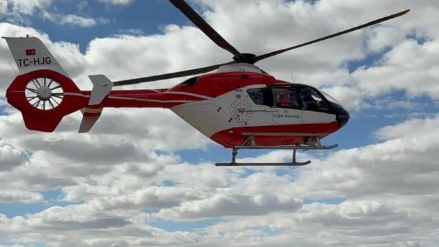 Nevşehir'de hasta bebek, ambulans helikopterle Ankara'ya sevk edildi