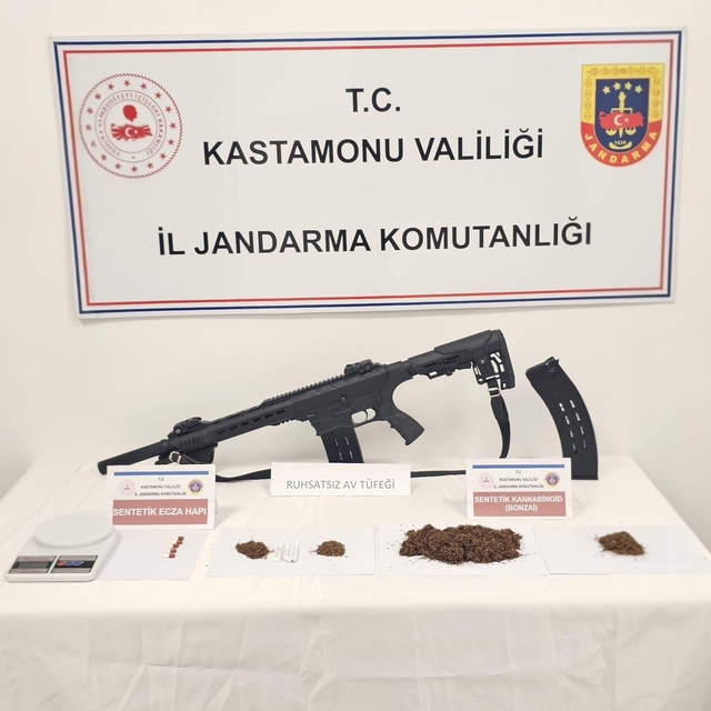 Kastamonu'da uyuşturucu operasyonlarında 5 zanlı tutuklandı
