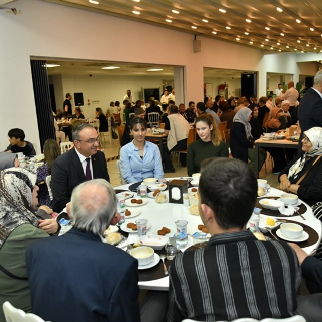 Tekirdağ Valisi Soytürk gazilerle bir araya geldi