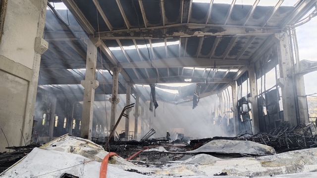 Kayseri'de mobilya fabrikasında yangın (2)