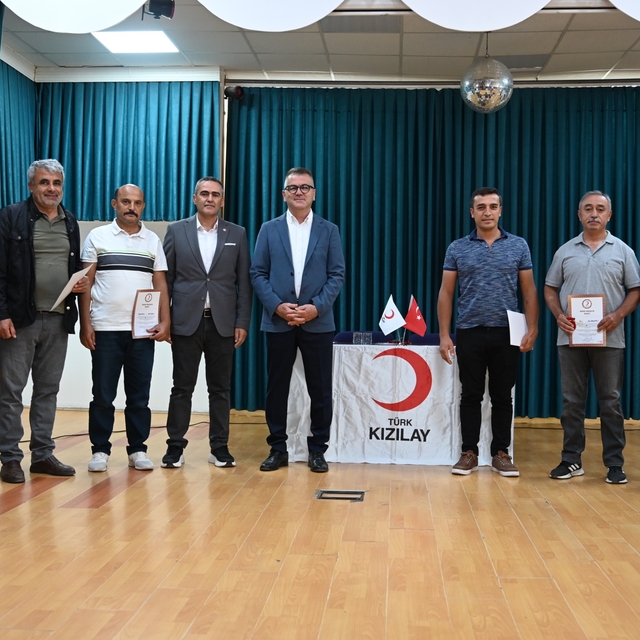 Seydişehir'de kan bağışçılarına madalya verildi