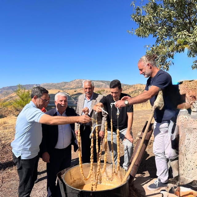 Diyarbakır'da bağ bozumu etkinliği düzenlendi
