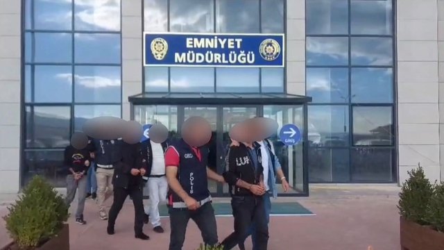 Yalova'da 'göçmen kaçakçılığı'na 4 tutuklama