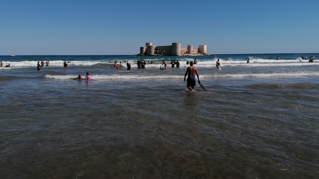 Kızkalesi'nde eylülde turist yoğunluğu