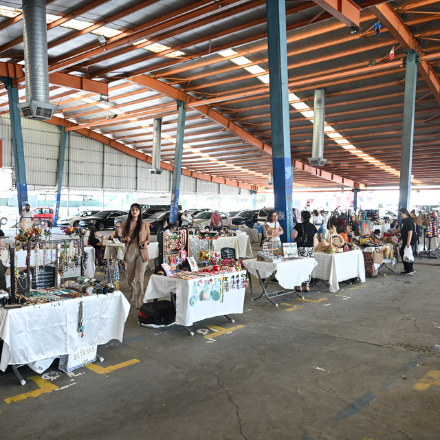 Adana'da "Kadın Girişimci ve Çiftçi Ürünleri Fuarı" açıldı