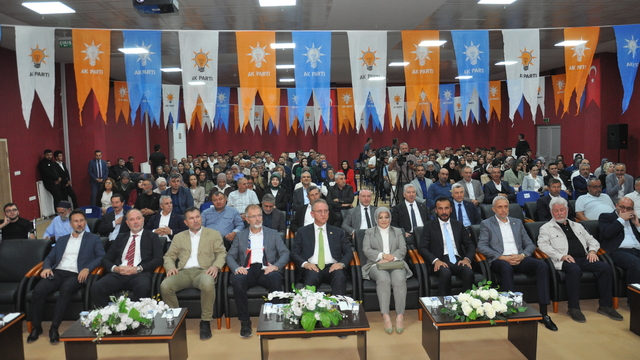 Kütahya'da "Yeşil Dönüşüm ve İklim Farkındalığı Programı" programı düzenlendi