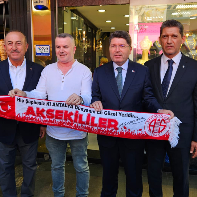 Bakan Tunç: Şehit ailelerimizi rencide edecek hiçbir tutum içerisinde olmay...