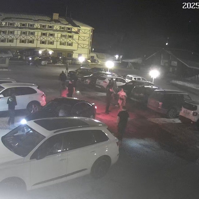 78 kişinin öldüğü otel yangınına ait yeni güvenlik kamerası görüntüleri ort...