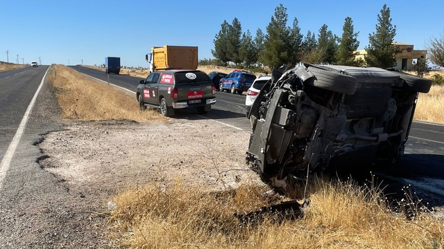 Siirt'te devrilen cipin sürücüsü yaralandı